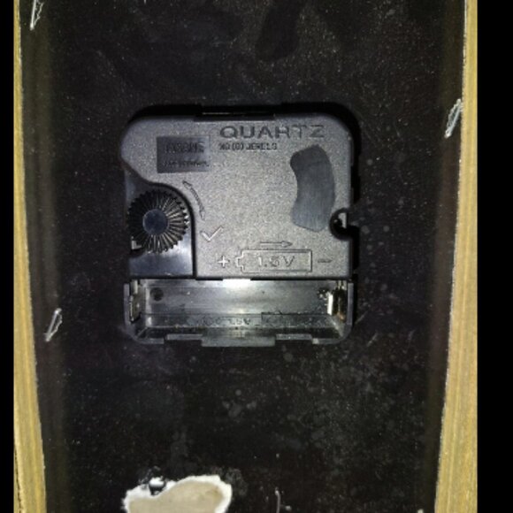 Vintage Ingraham Quartz Wall Clock - USA Made - Framed Wooden Box Not Working. - Picture 4 of 5